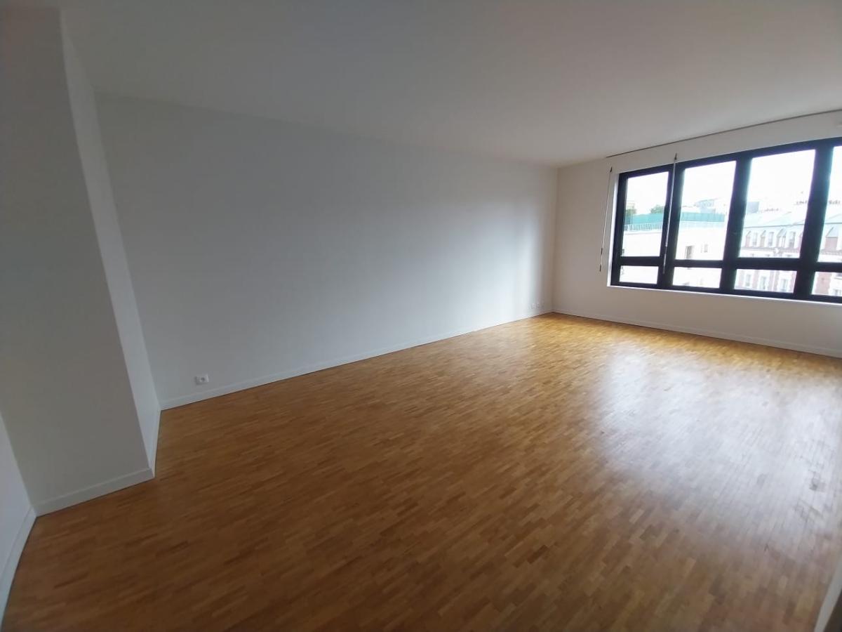 
																			2 pièces – 
																		7ème étage – 57m² - 545 000 € - Photo #0