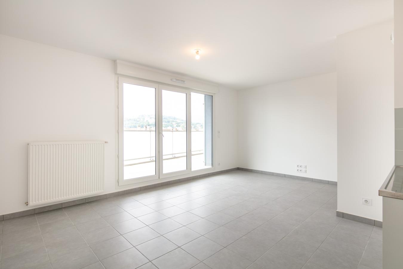 
																																							3 pièces - 
																																						5ème étage - 64m² - 787,12 € - Photo #2