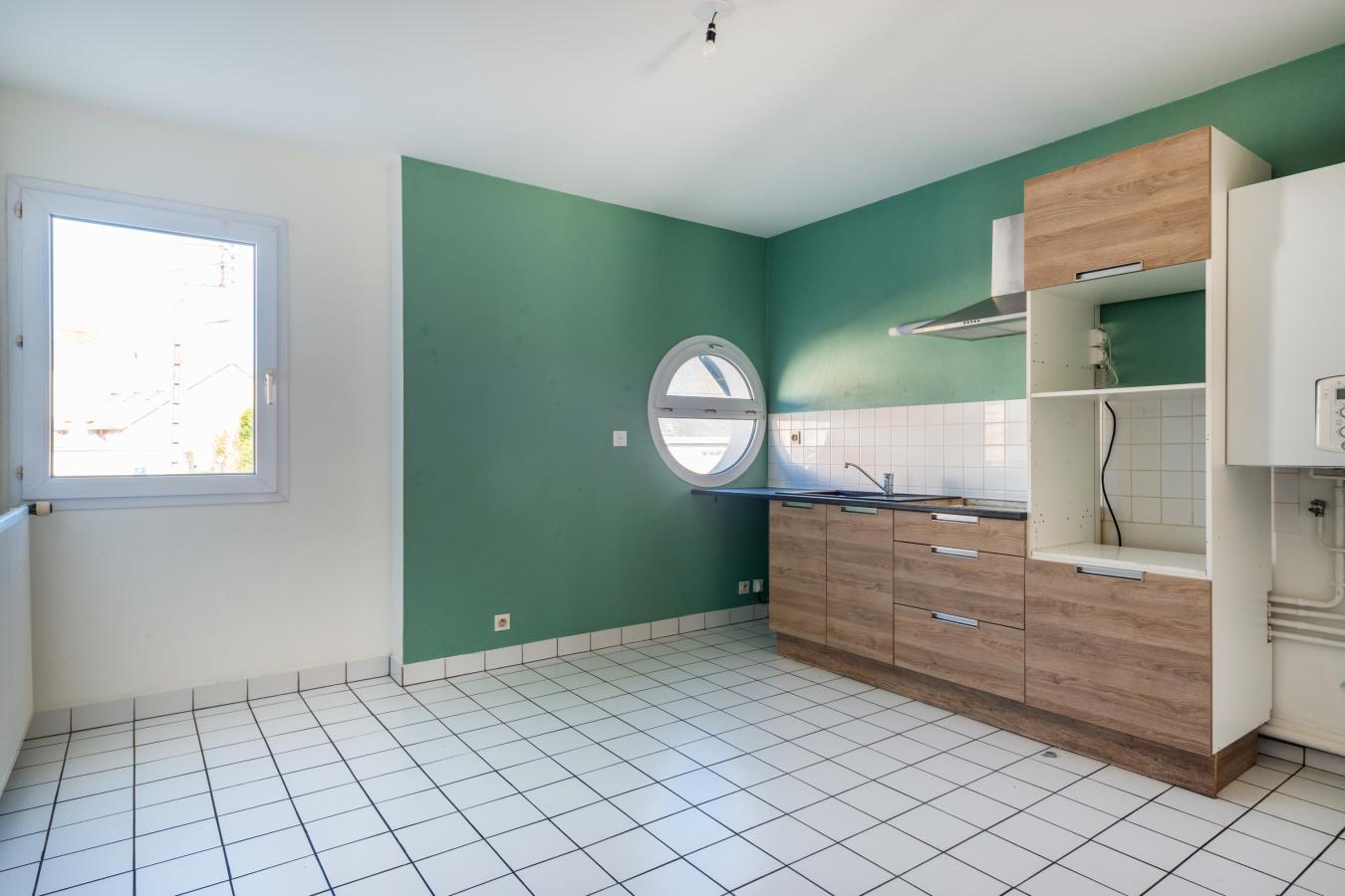 
																																							5 pièces - 
																																						1er étage - 107m² - 269 000 € - Photo #3