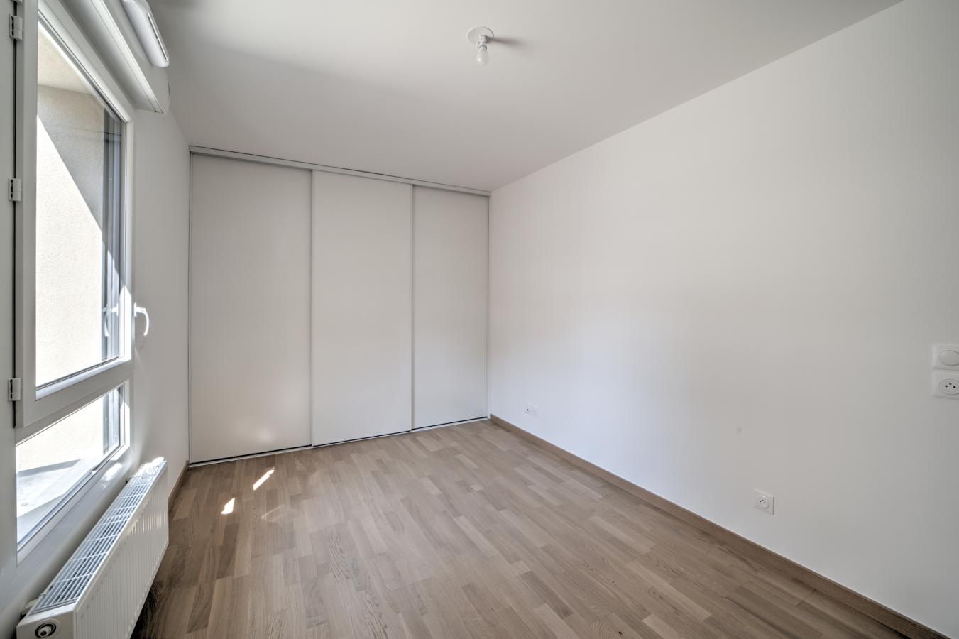 
																			5 pièces - 
																		4ème étage - 122m² - 2 041,42 € - Photo #3