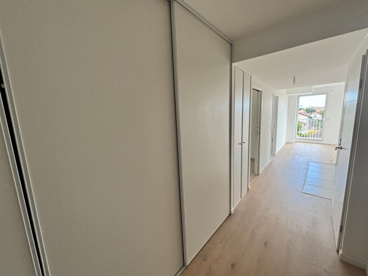 2 pièces - 1er étage - 45m² - 1 160,69 € - Photo #1