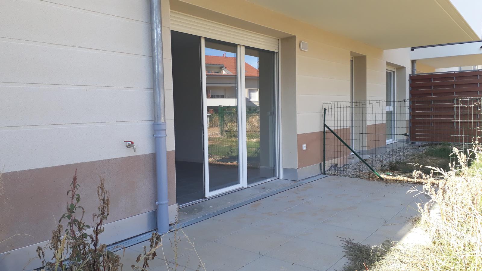 4 pièces - RDC - 79m² - 1 043,06 € - Photo #0