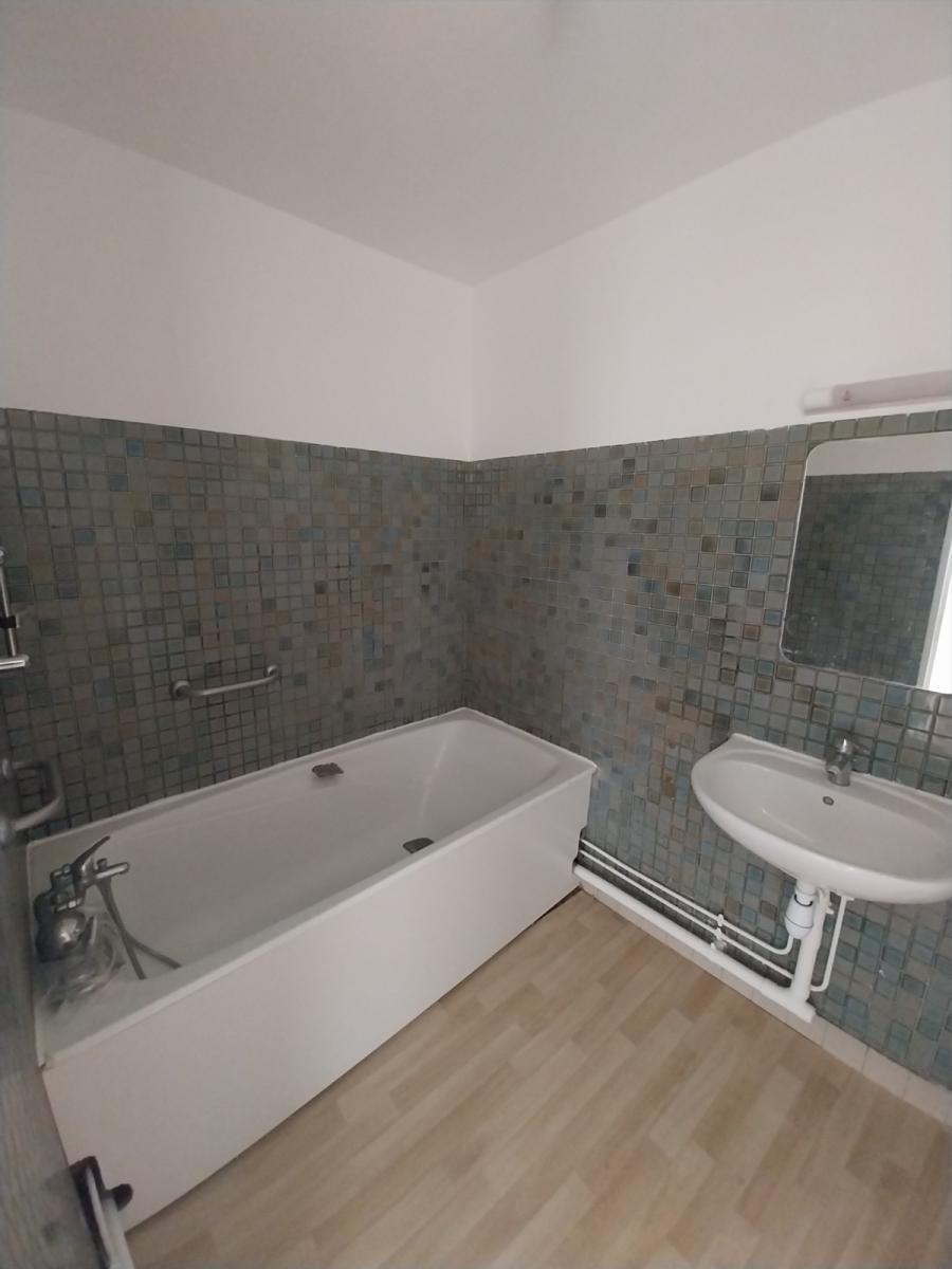 
																																							3 pièces - 
																																						5ème étage - 66m² - 1 173,27 € - Photo #4