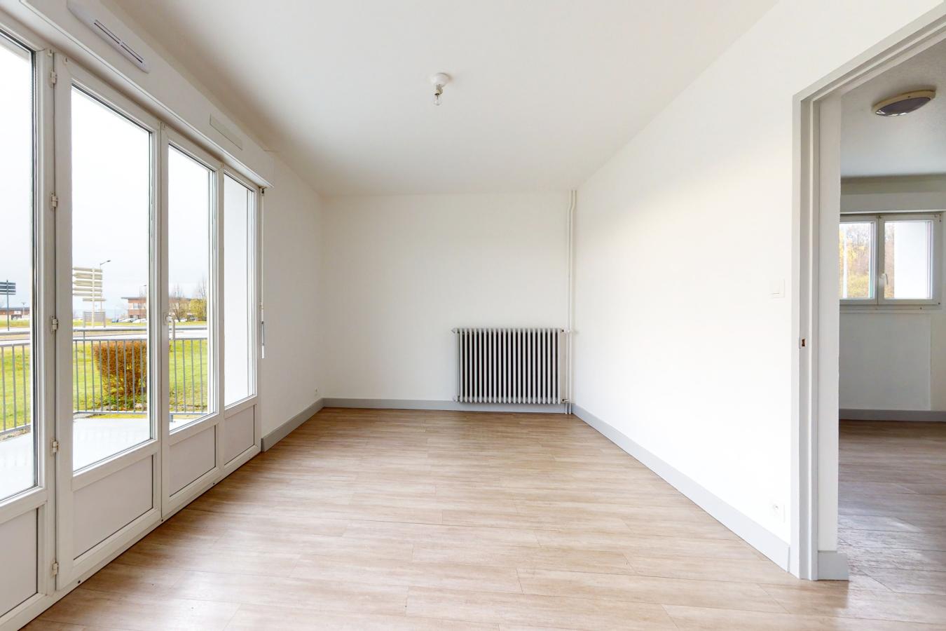 4 pièces - RDC - 91m² - 721,03 € - Photo #0