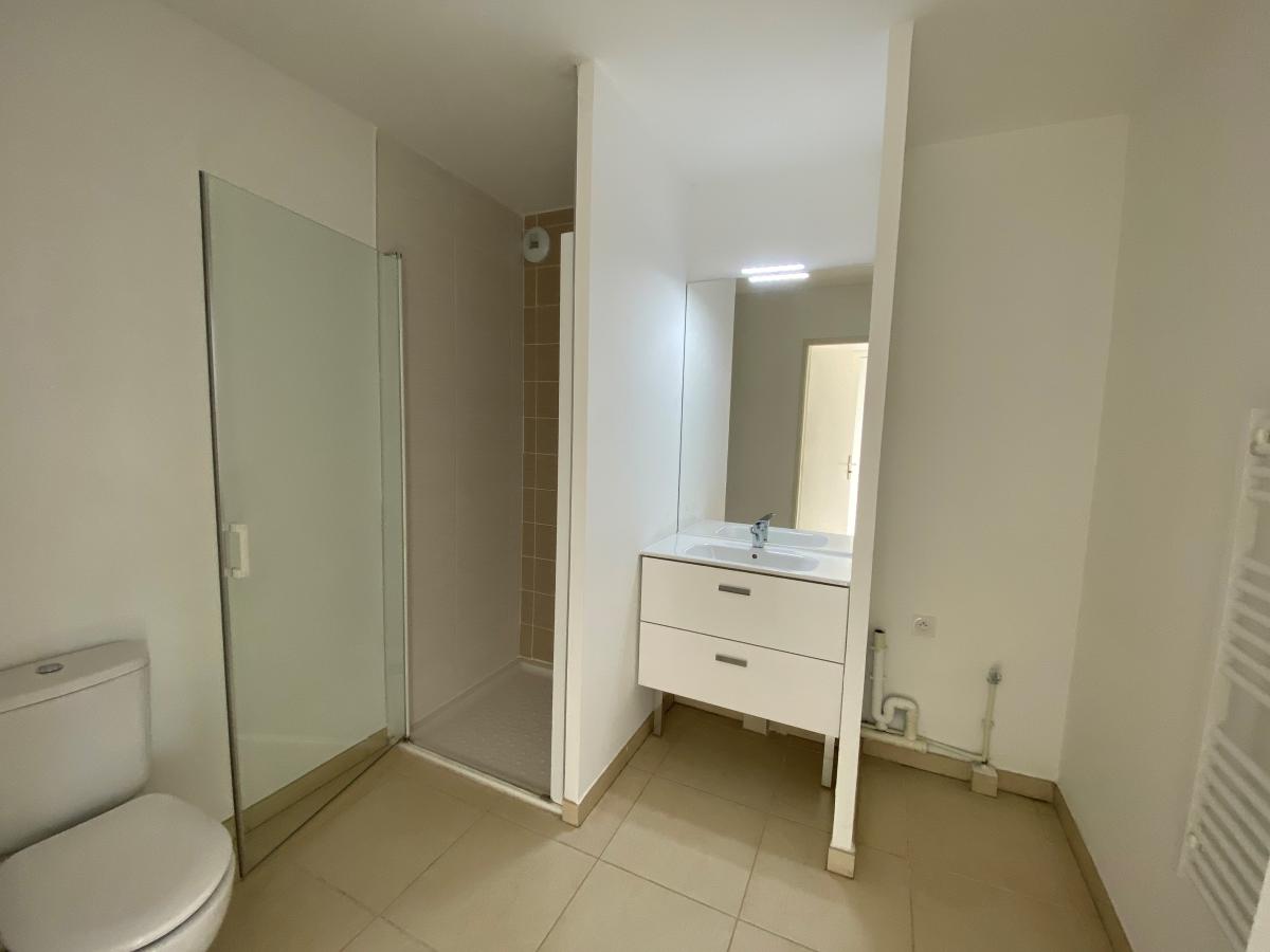 
																																							2 pièces - 
																																						1er étage - 44m² - 664,81 € - Photo #4