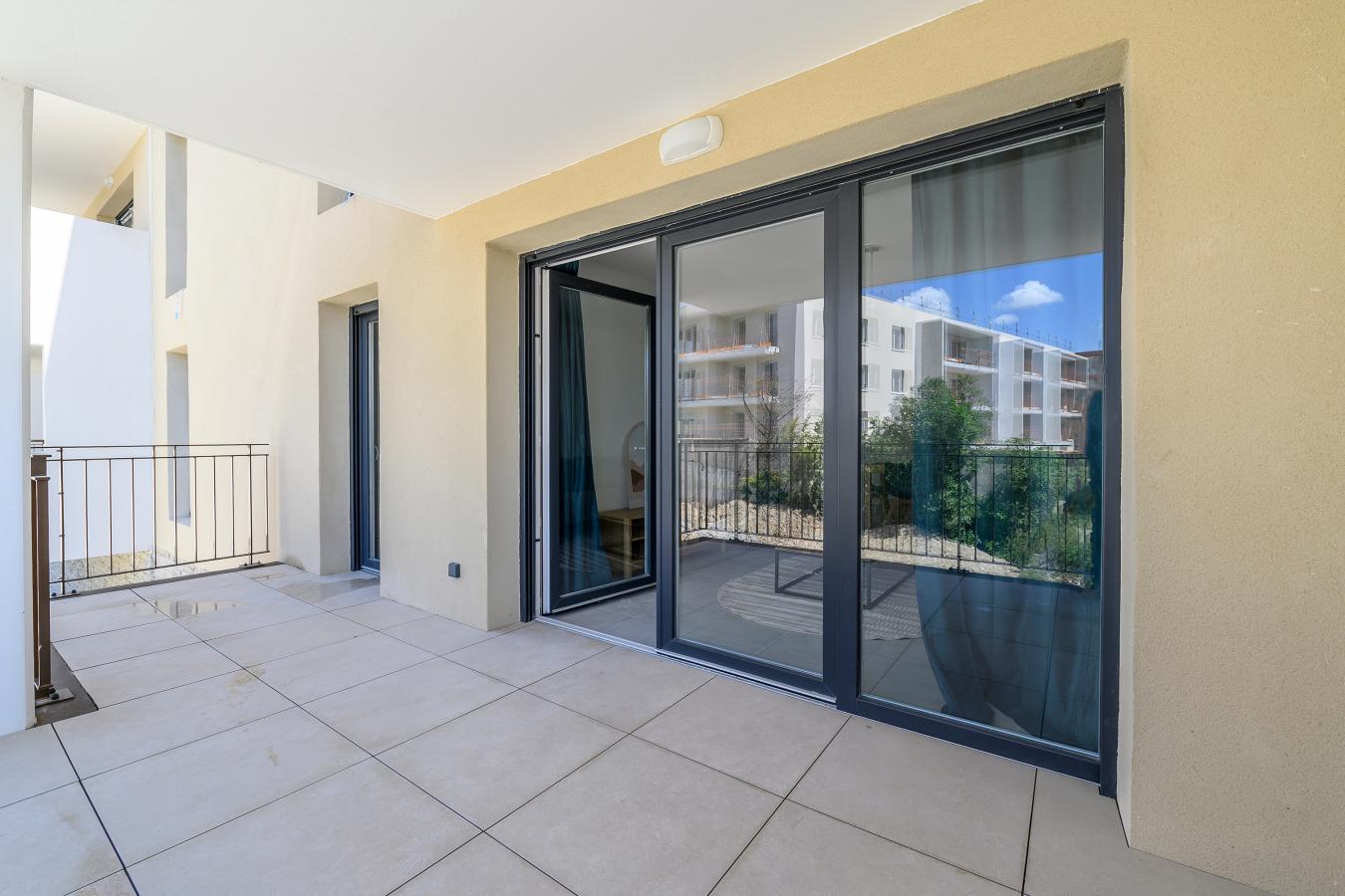 
																																							3 pièces - 
																																						1er étage - 64m² - 874,85 € - Photo #1