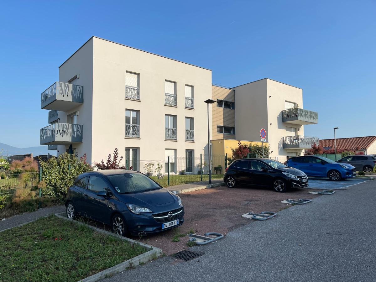 
																																							3 pièces - 
																																						2ème étage - 75m² - 664,43 € - Photo #4