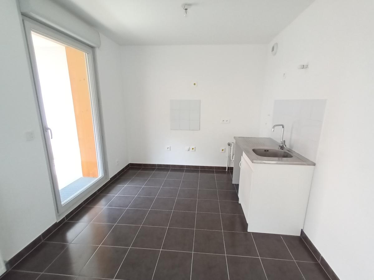 5 pièces - 3ème étage - 86m² - 1 661,05 € - Photo #1