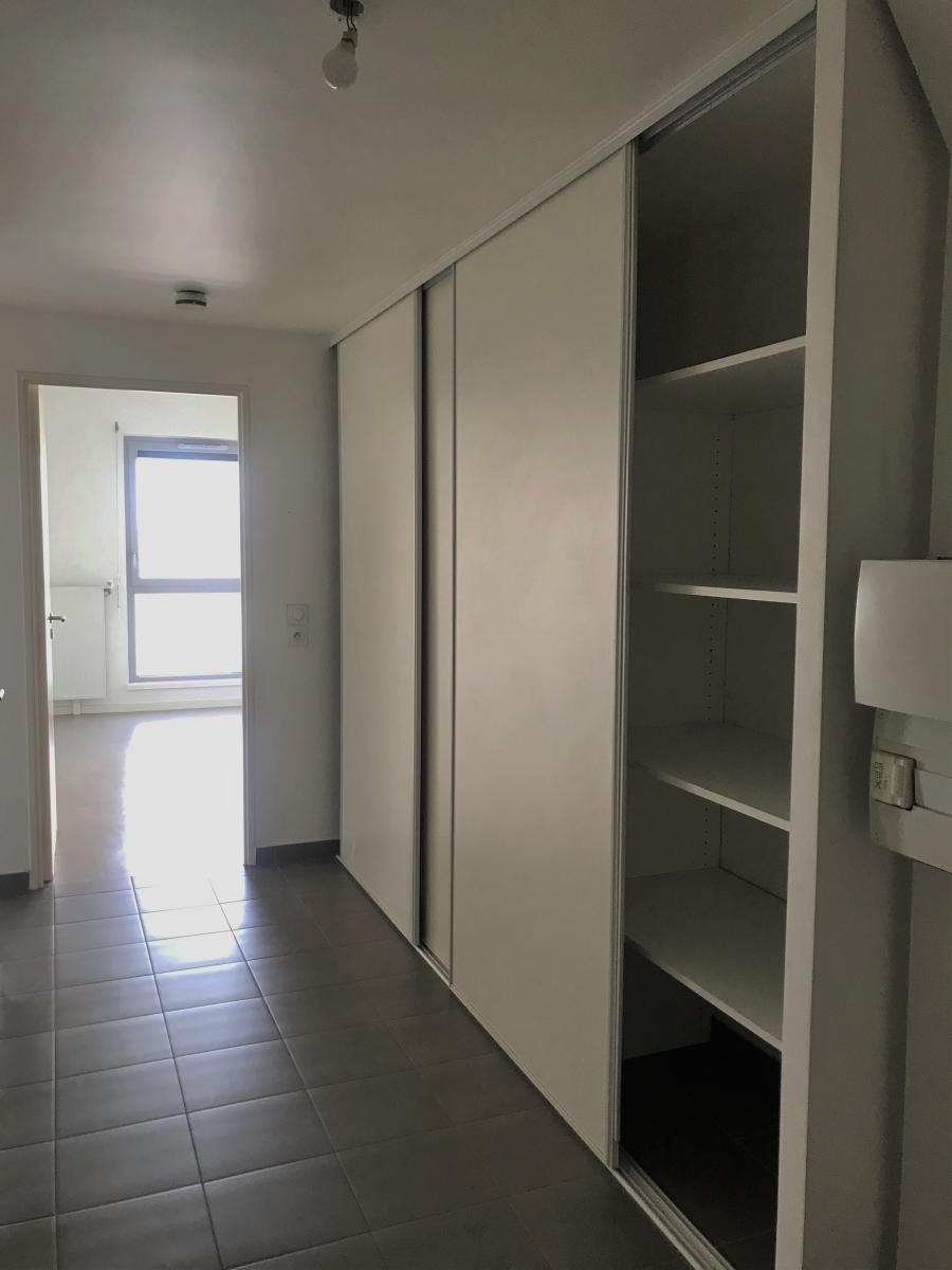 
																			2 pièces - 
																		3ème étage - 62m² - 1 526,14 € - Photo #4