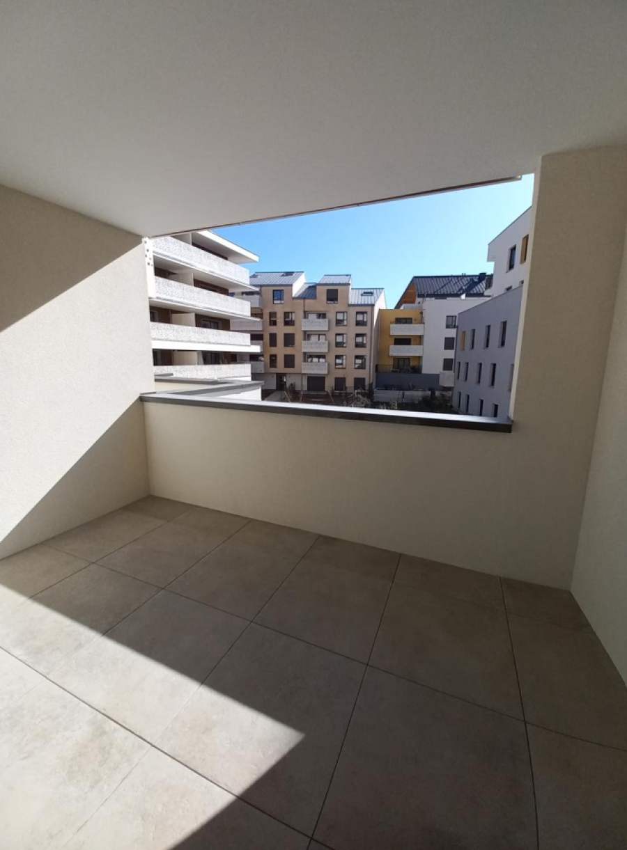 
																			3 pièces - 
																		2ème étage - 70m² - 1 045,44 € - Photo #1