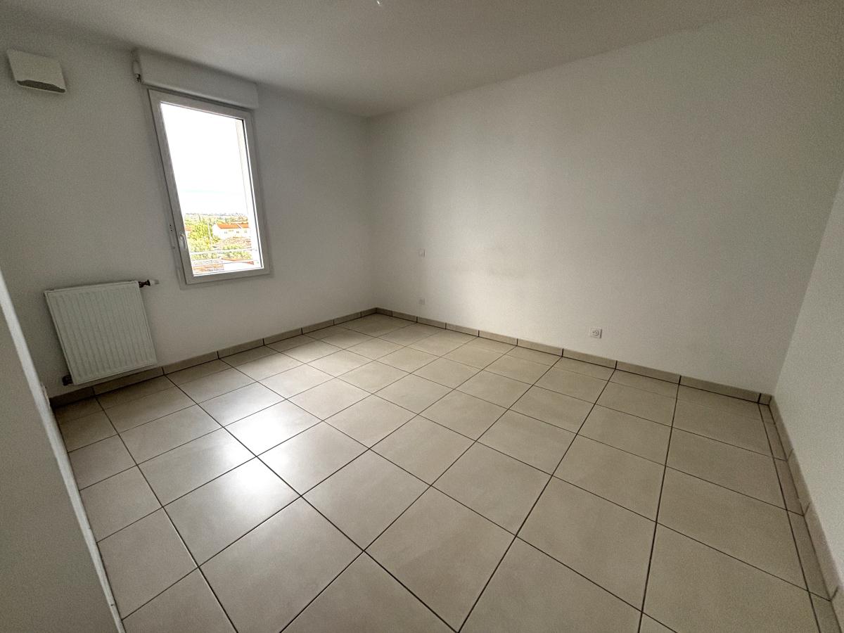 3 pièces - 3ème étage - 62m² - 715,91 € - Photo #5