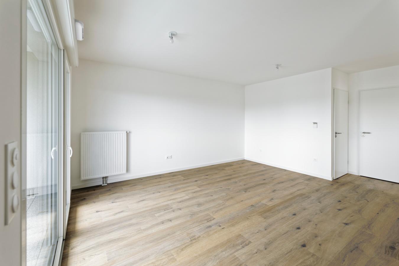 
																																							4 pièces - 
																																						RDC - 82m² - 972,30 € - Photo #5