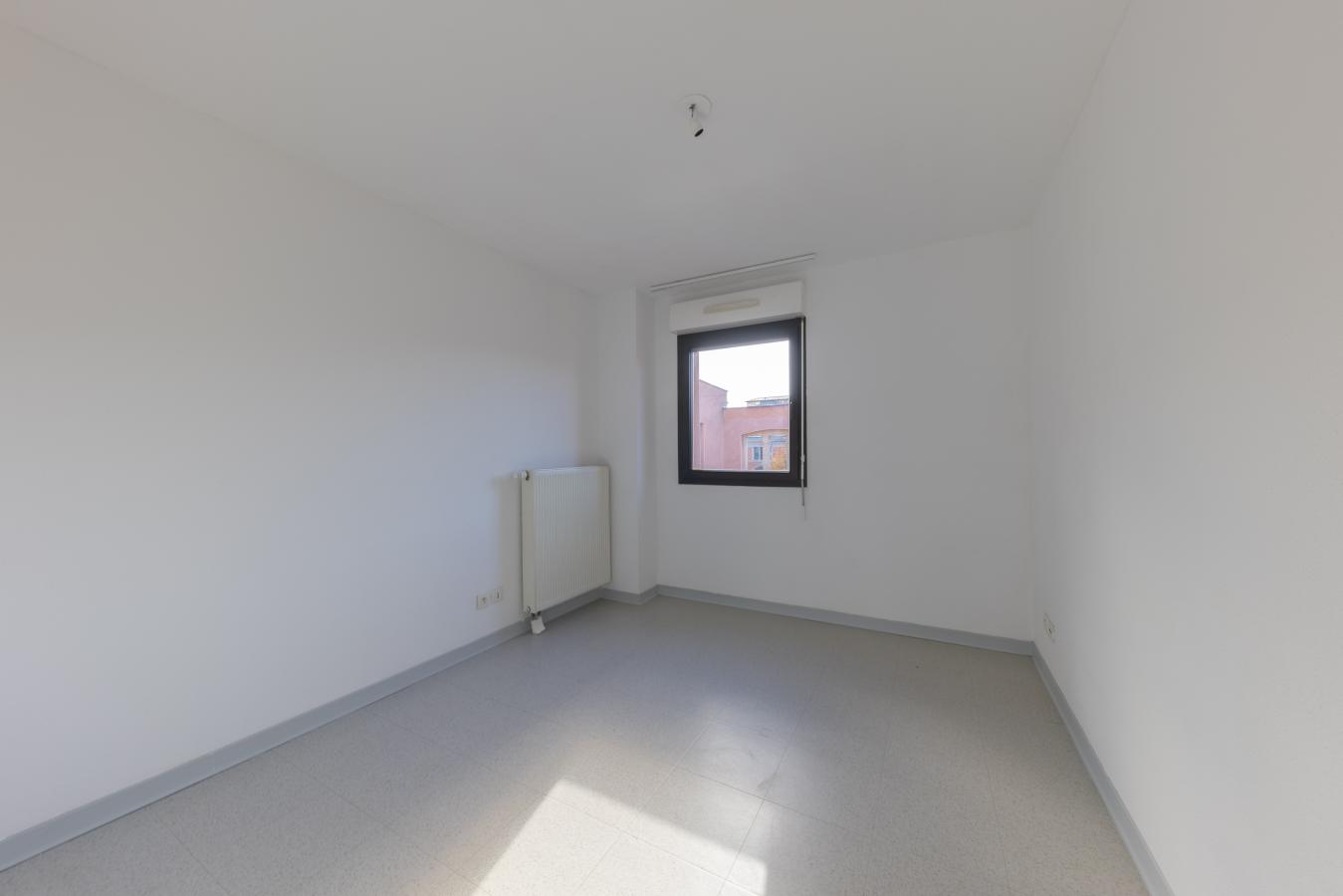 
																																							6 pièces - 
																																						2ème étage - 118m² - 1 469,59 € - Photo #4