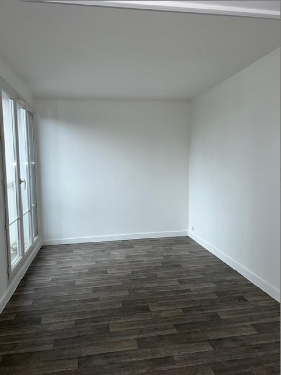 
																			5 pièces – 
																		4ème étage – 99m² - 455 000 € - Photo #4