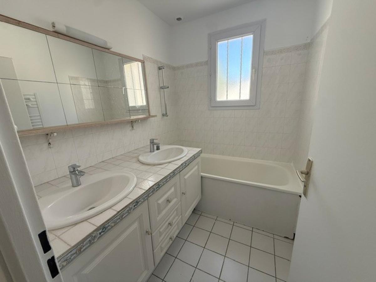 5 pièces - RDC - 100m² - 1 807,61 € - Photo #6