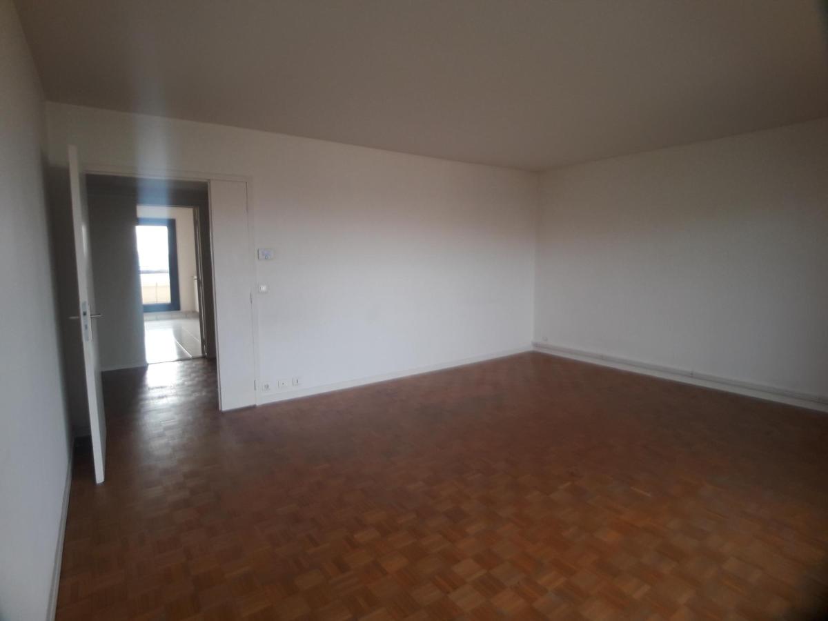 
																			2 pièces - 
																		6ème étage - 66m² - 949,89 € - Photo #5