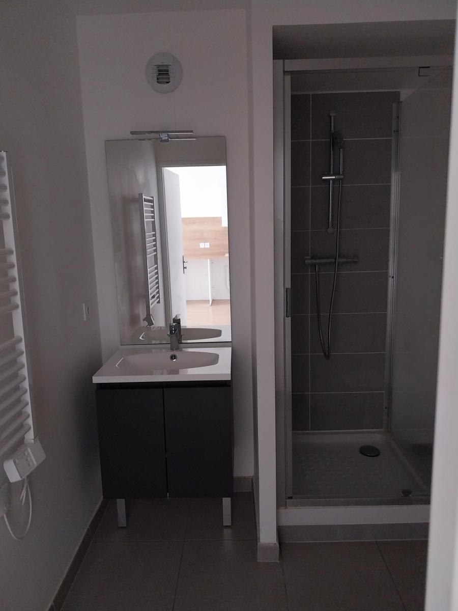 
																																							2 pièces - 
																																						2ème étage - 43m² - 919,55 € - Photo #7