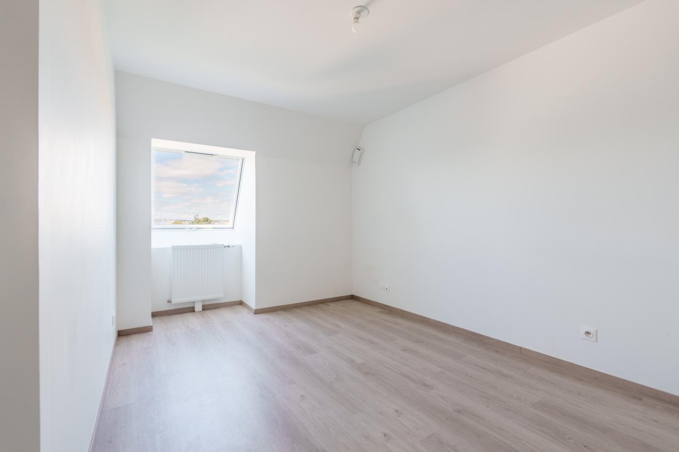 
																																							3 pièces - 
																																						RDC - 61m² - 794,70 € - Photo #1