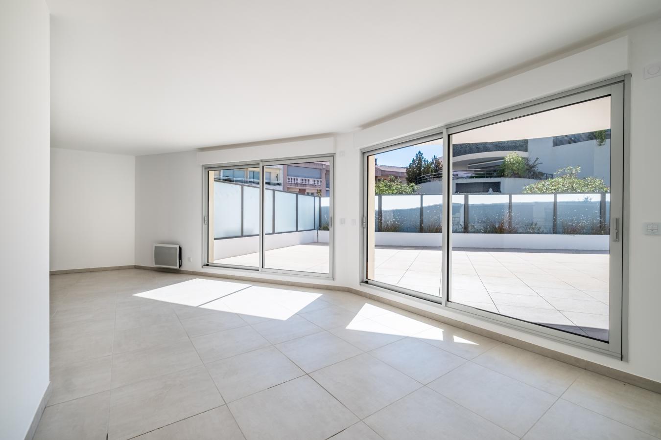 4 pièces - 3ème étage - 101m² - 2 445,17 € - Photo #1