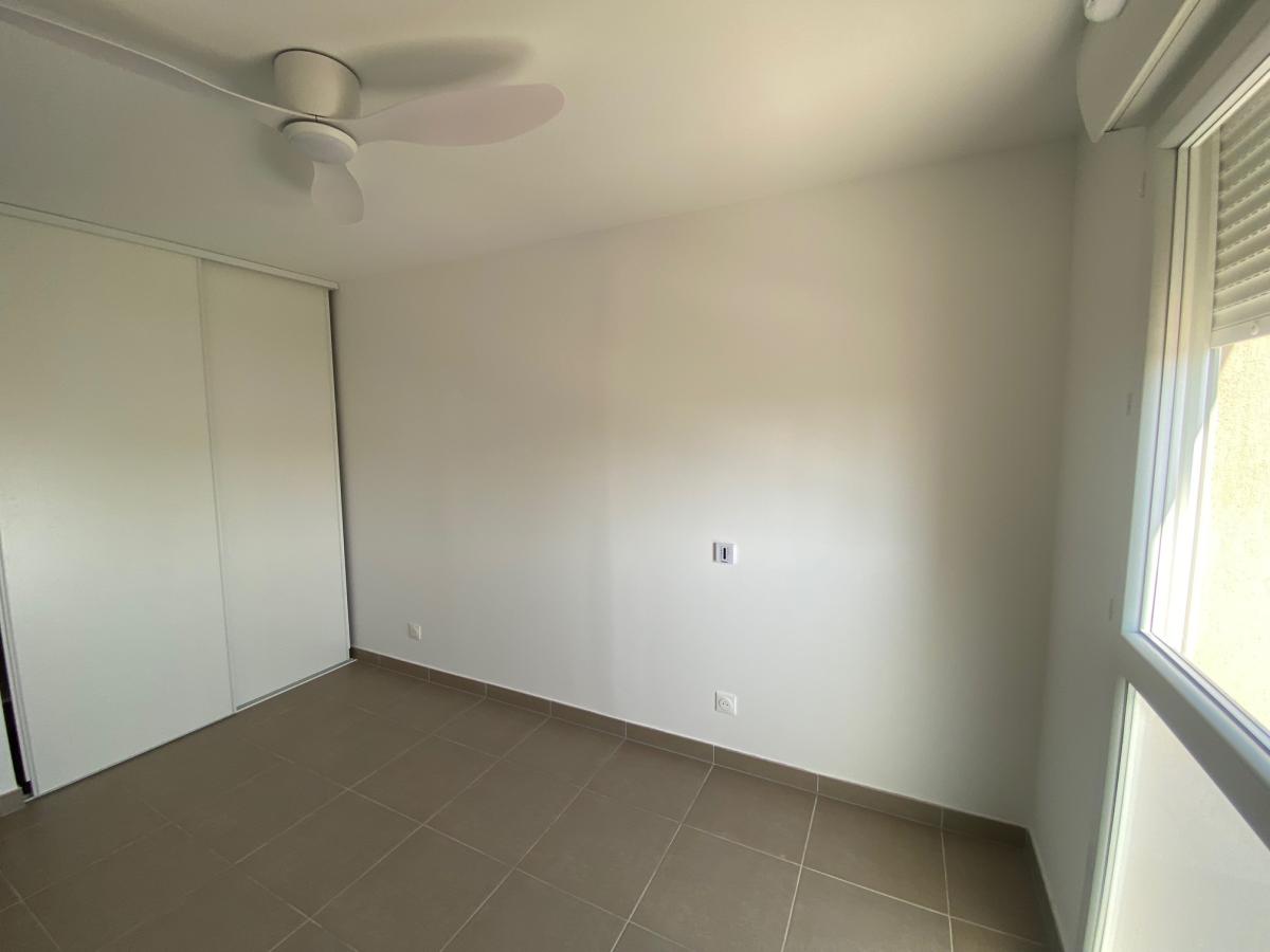 3 pièces - 1er étage - 62m² - 761,71 € - Photo #4