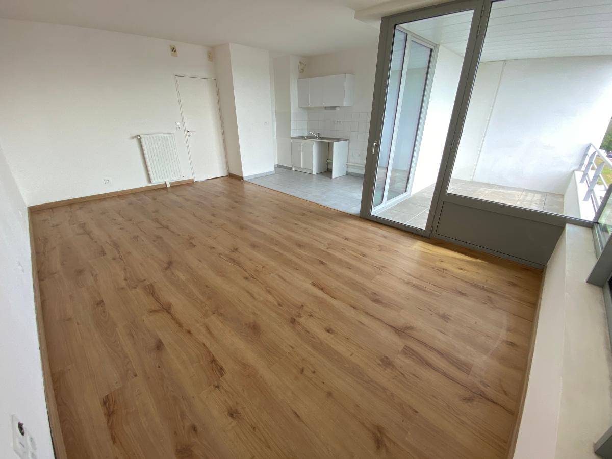 
																																							3 pièces - 
																																						2ème étage - 69m² - 867,20 € - Photo #3