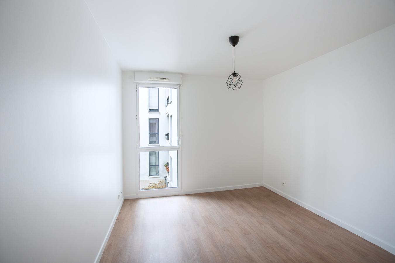 3 pièces - 3ème étage - 71m² - 1 961,33 € - Photo #2