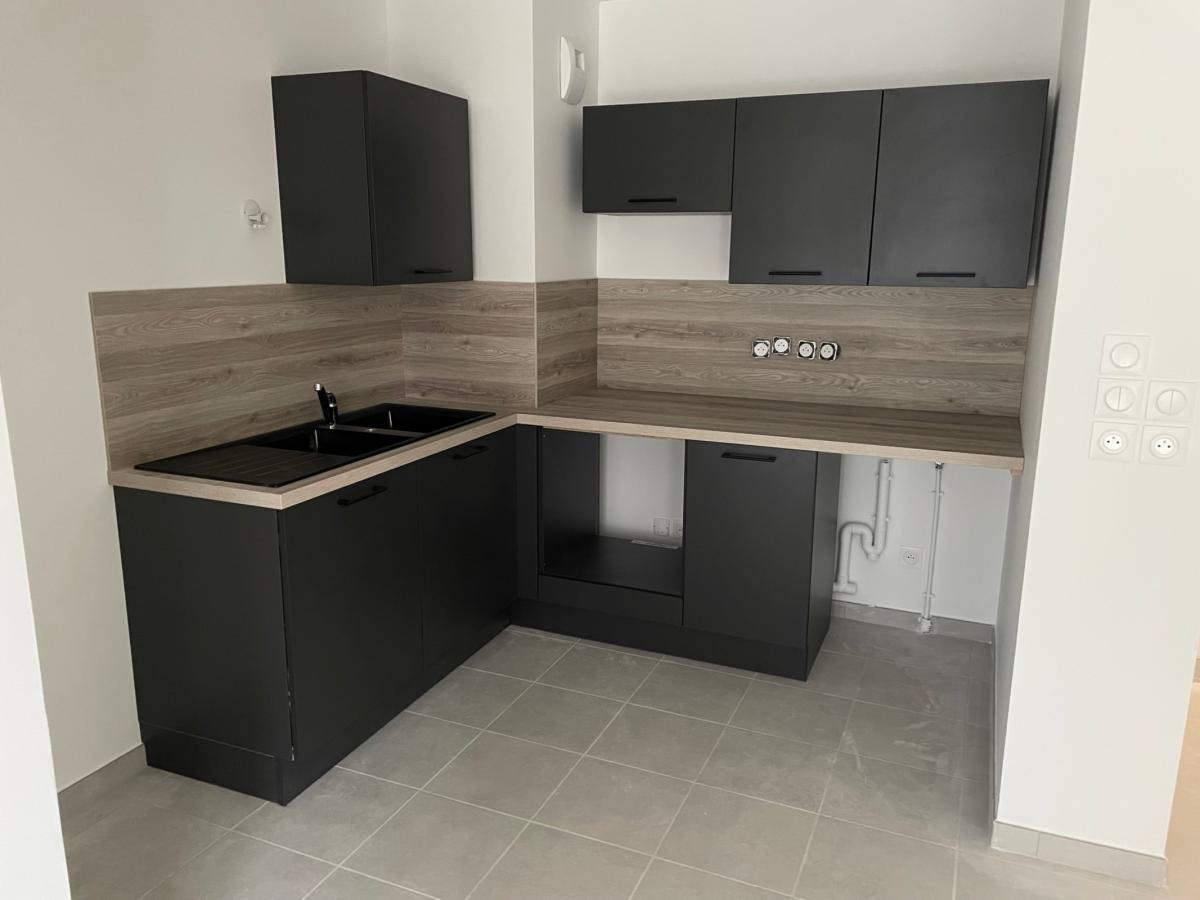 
																																							3 pièces - 
																																						3ème étage - 60m² - 804,59 € - Photo #4
