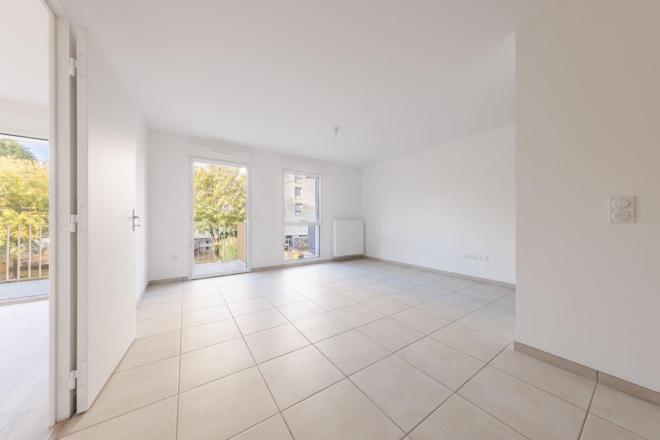 2 pièces - 2ème étage - 45m² - 621,34 € - Photo #3