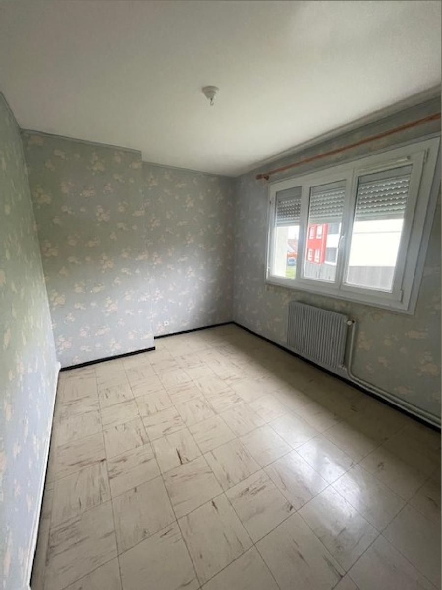
																																							4 pièces - 
																																						RDC - 74m² - 171 500 € - Photo #3