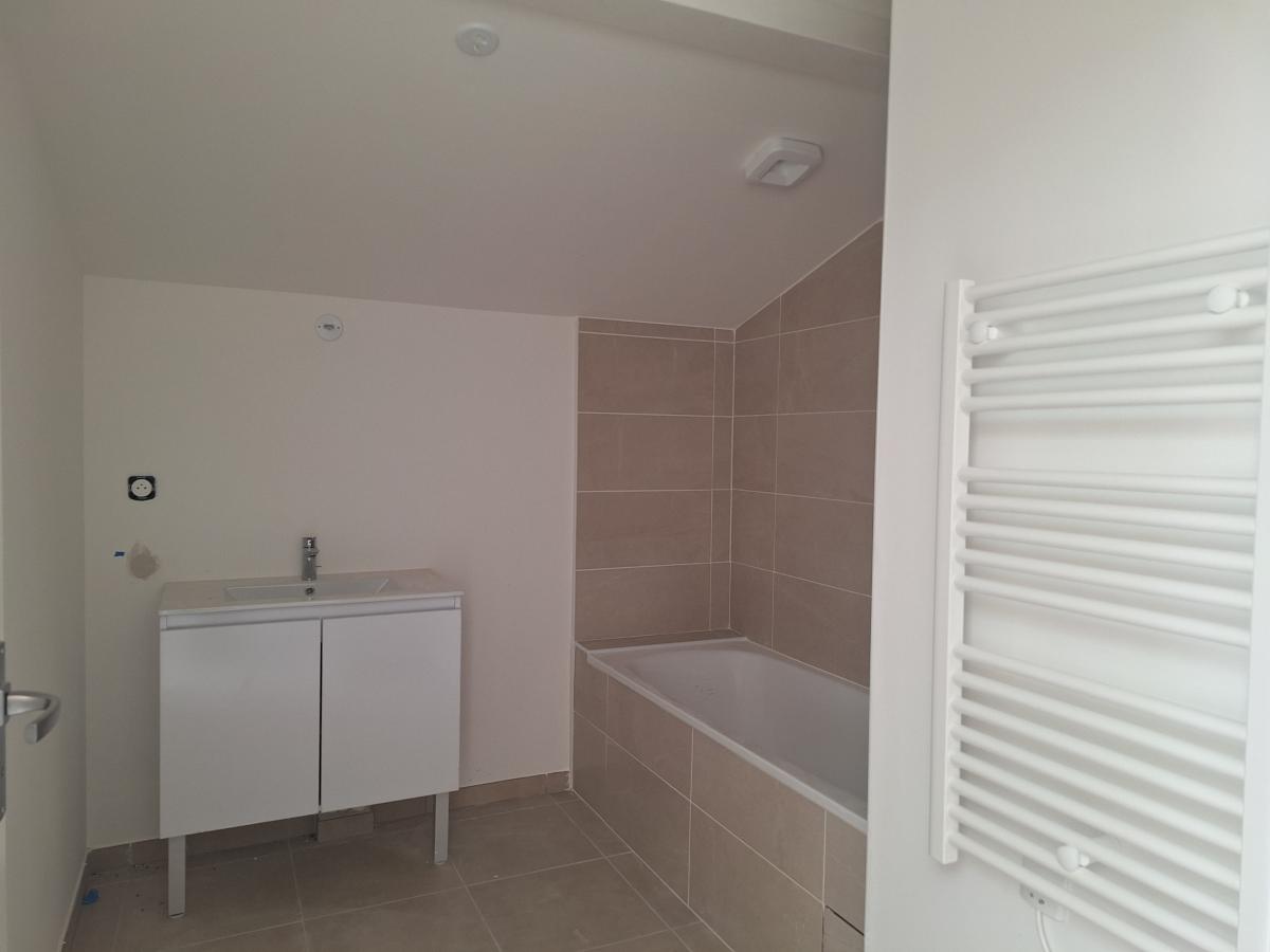 3 pièces - RDC - 60m² - 850,75 € - Photo #4