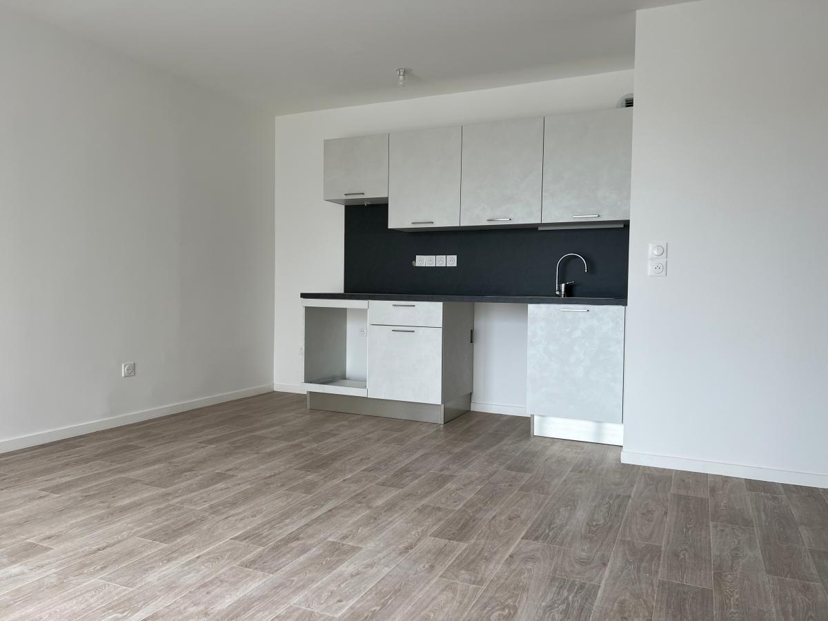 
																																							2 pièces - 
																																						1er étage - 47m² - 703,31 € - Photo #1