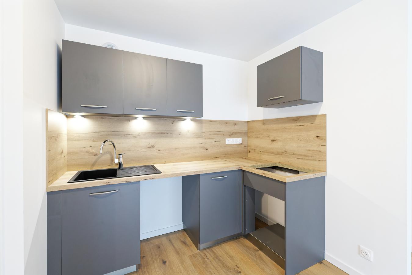 
																			3 pièces - 
																		2ème étage - 75m² - 929,40 € - Photo #1