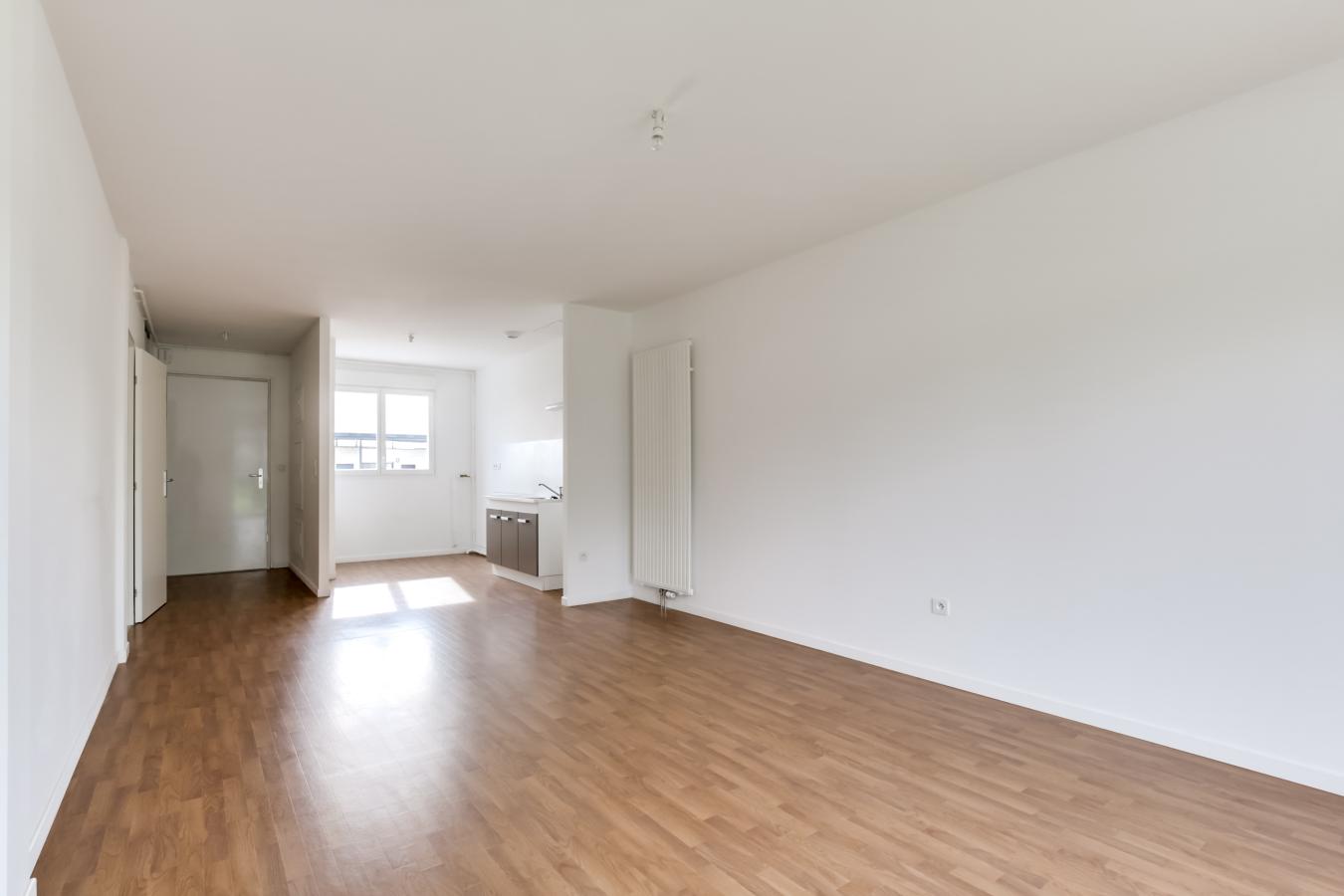 
																																							3 pièces - 
																																						1er étage - 66m² - 820,74 € - Photo #2