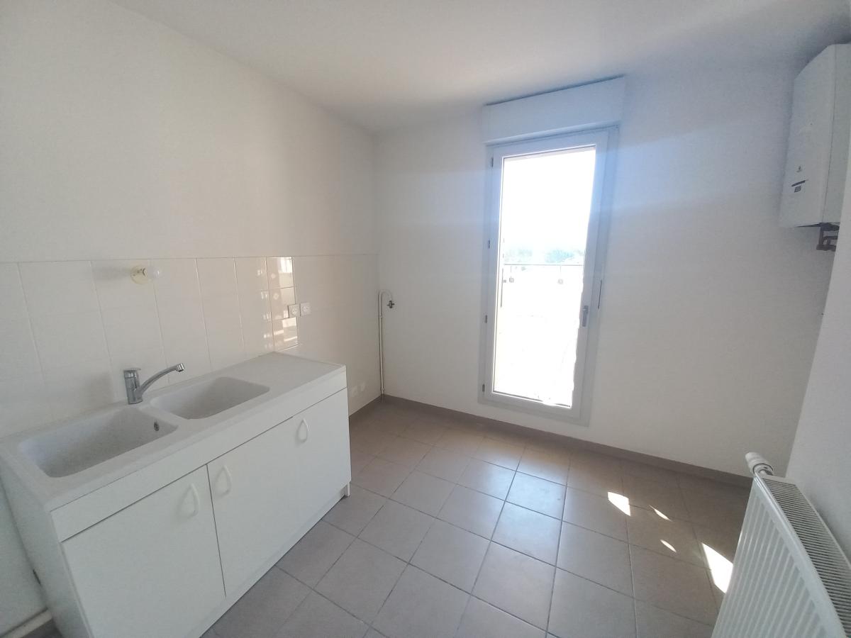 
																																							5 pièces - 
																																						4ème étage - 99m² - 1 111,78 € - Photo #2