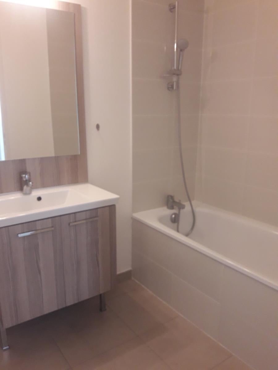 
																																							3 pièces - 
																																						1er étage - 66m² - 784,05 € - Photo #2