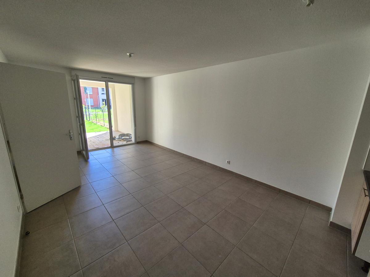 2 pièces - RDC - 45m² - 705,90 € - Photo #3