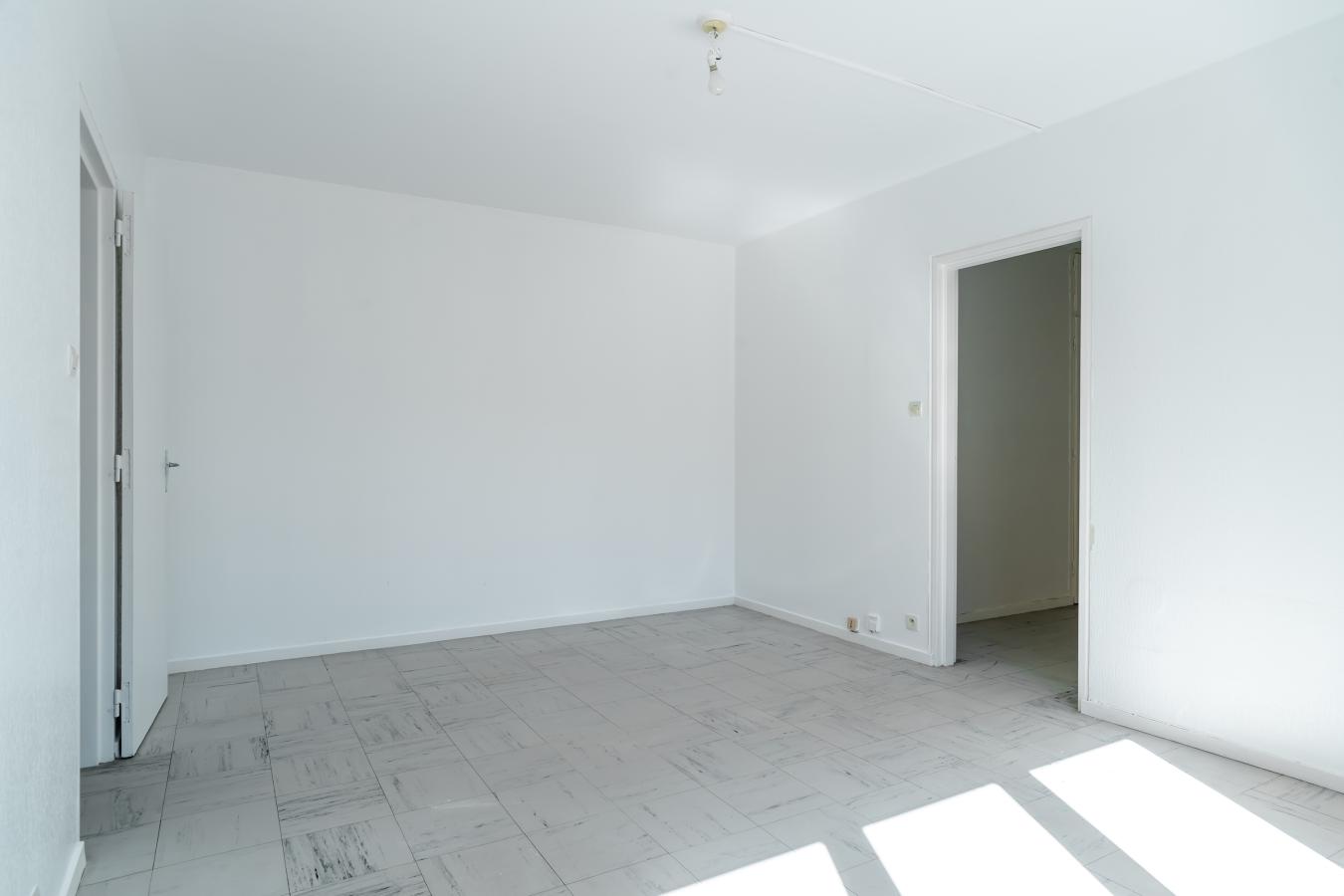 2 pièces - 1er étage - 48m² - 85 000 € - Photo #2