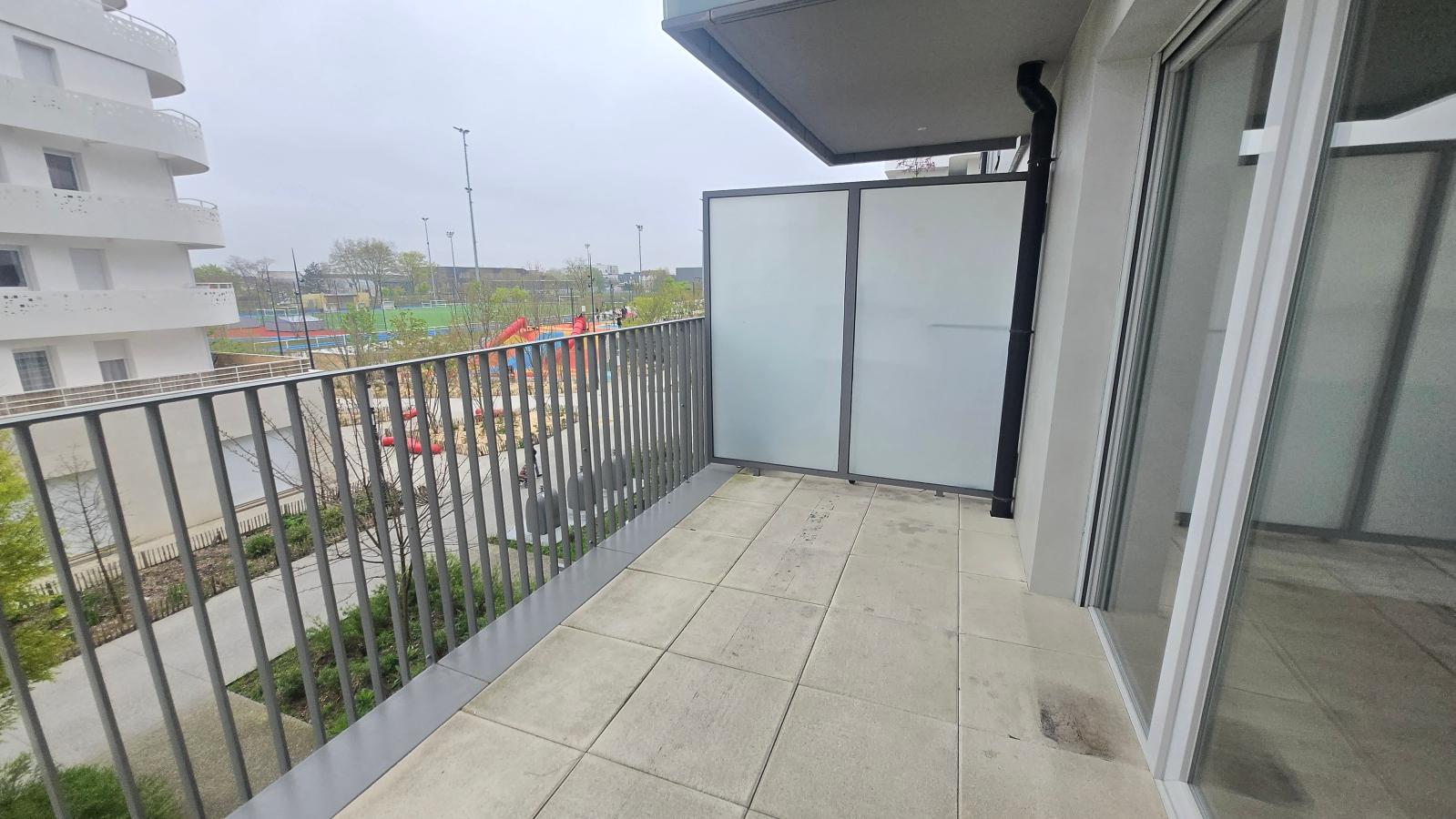 
																																							5 pièces - 
																																						5ème étage - 94m² - 1 703,84 € - Photo #5