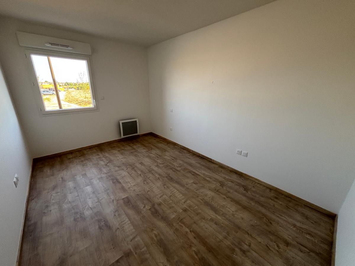 
																																							3 pièces - 
																																						RDC - 62m² - 686,61 € - Photo #7