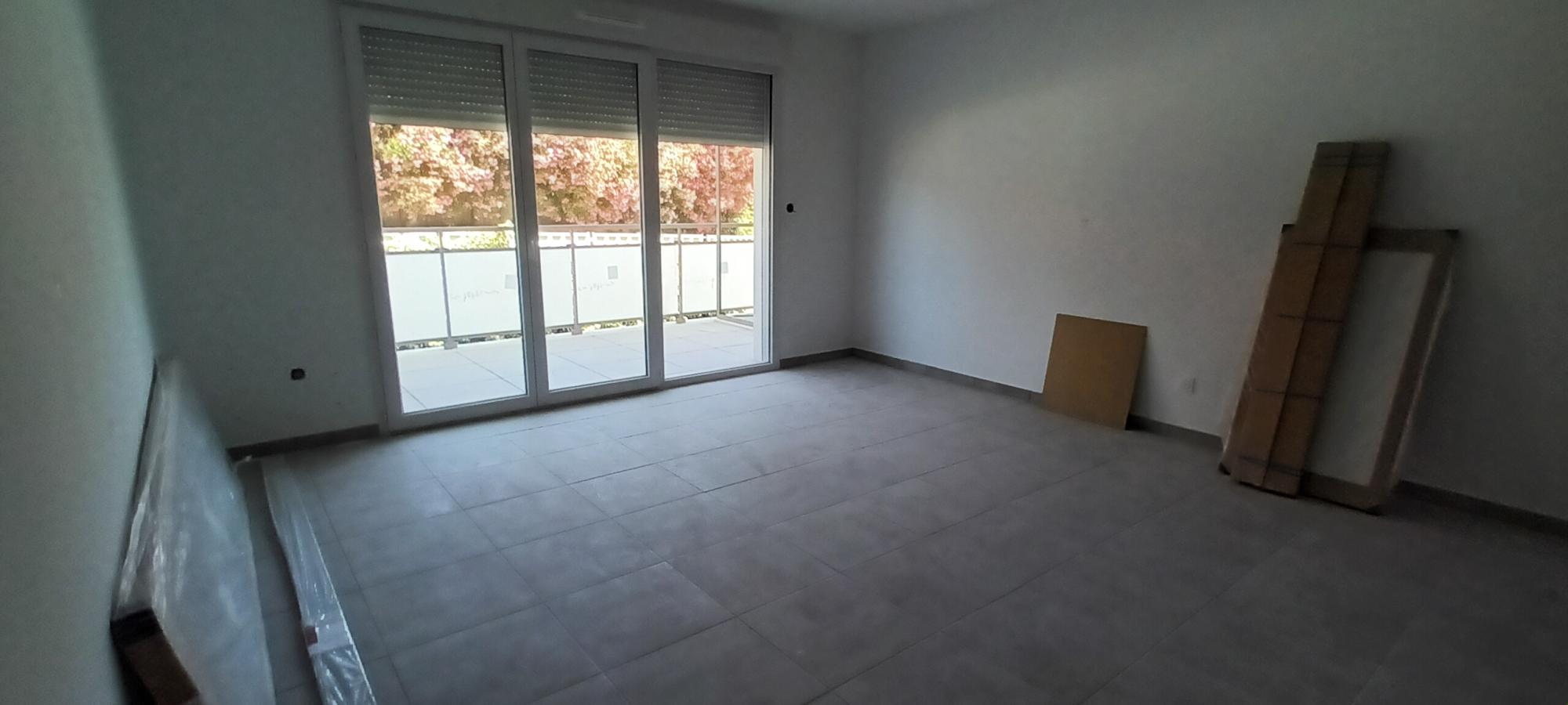 2 pièces - 1er étage - 49m² - 721,60 € - Photo #1
