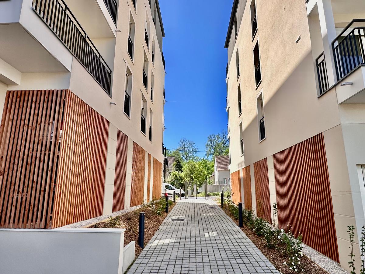
																																							2 pièces - 
																																						1er étage - 42m² - 845,67 € - Photo #6