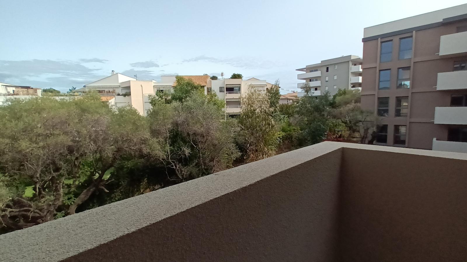 
																																							3 pièces - 
																																						2ème étage - 66m² - 1 197,60 € - Photo #3