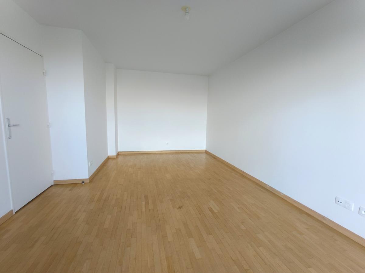 3 pièces - 4ème étage - 66m² - 1 905,51 € - Photo #5