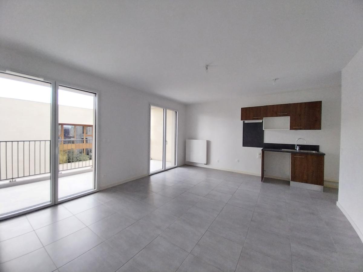 2 pièces - 4ème étage - 53m² - 870,17 € - Photo #2
