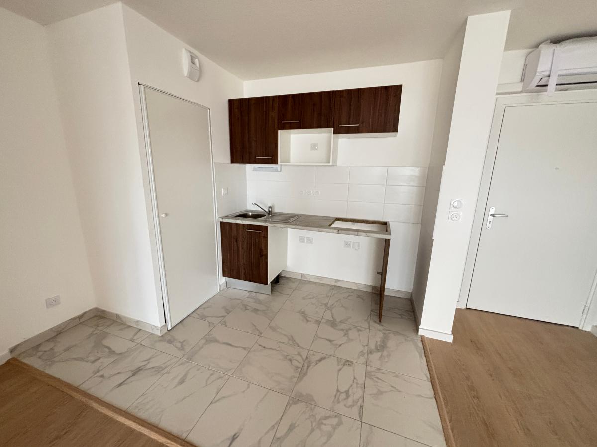 
																			3 pièces - 
																		1er étage - 63m² - 715,33 € - Photo #1