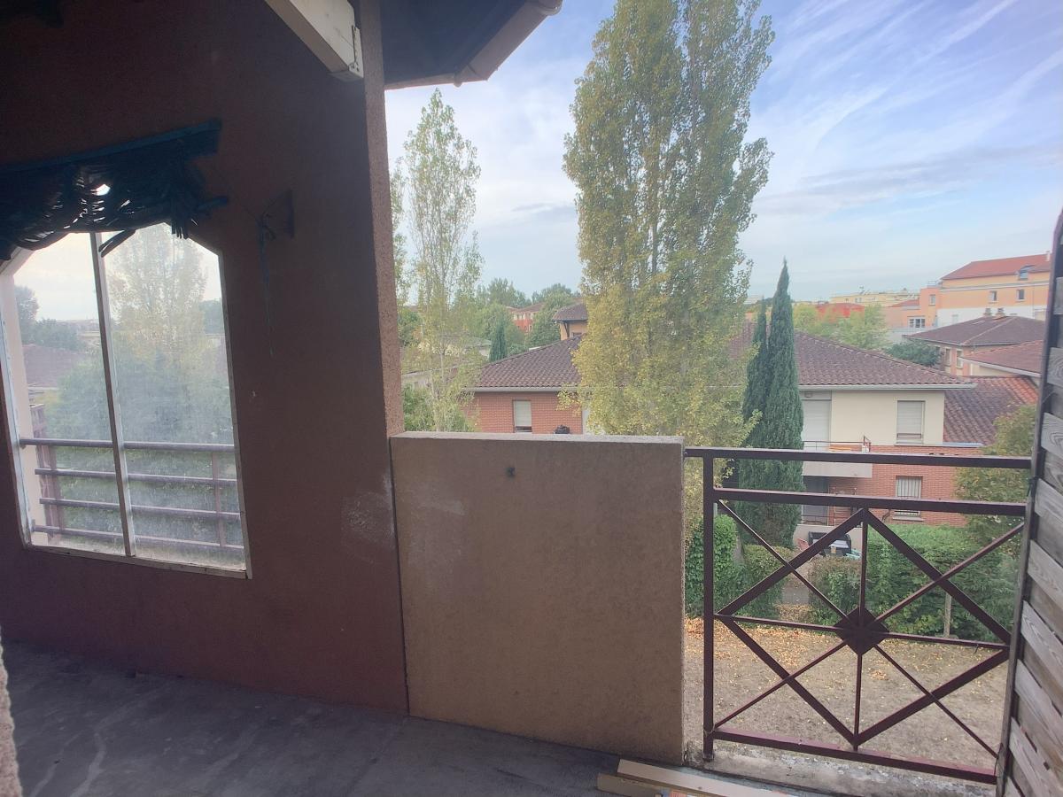 
																																							3 pièces - 
																																						3ème étage - 63m² - 139 000 € - Photo #1