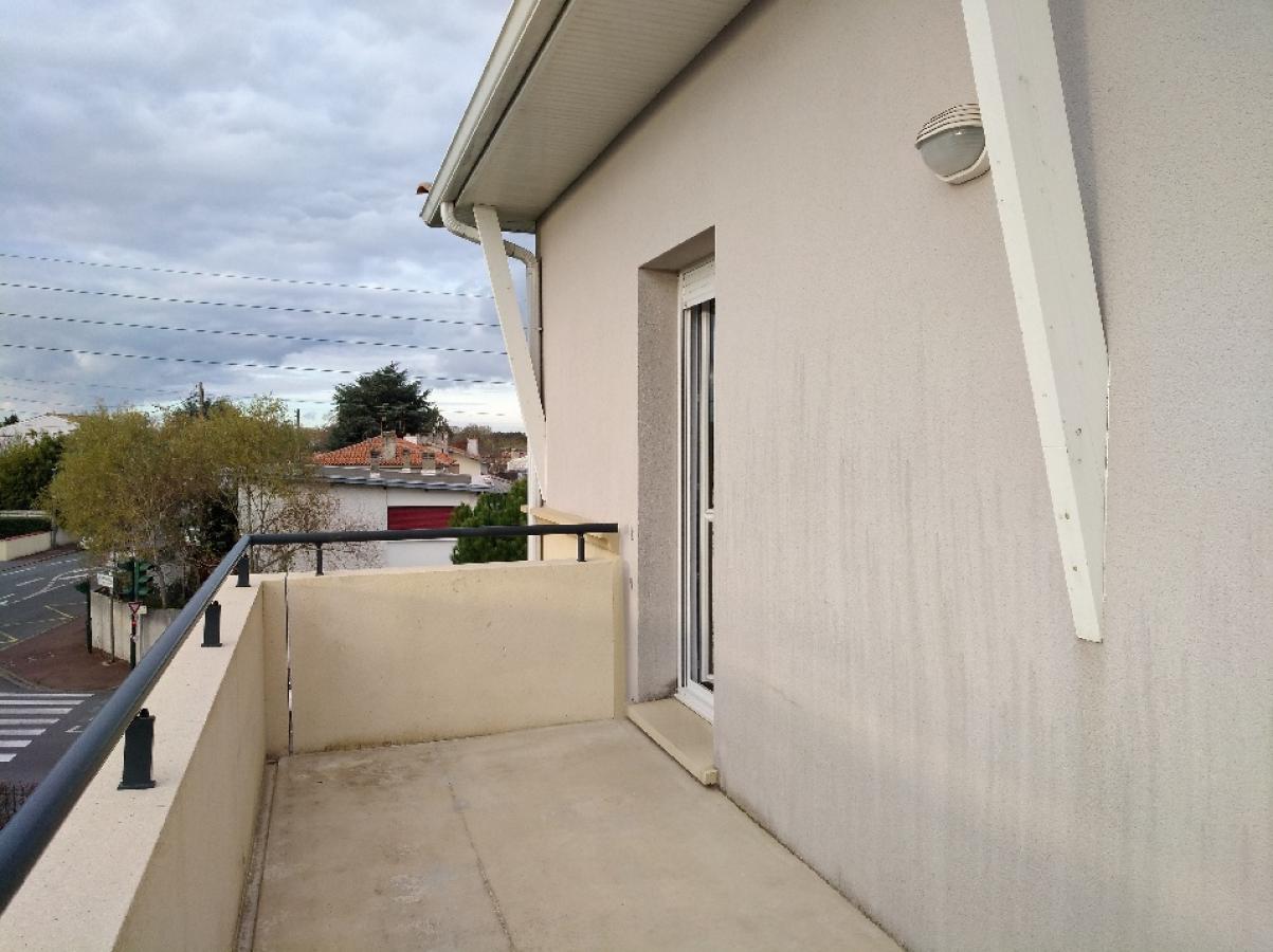 
																																							5 pièces - 
																																						2ème étage - 115m² - 1 308,74 € - Photo #4