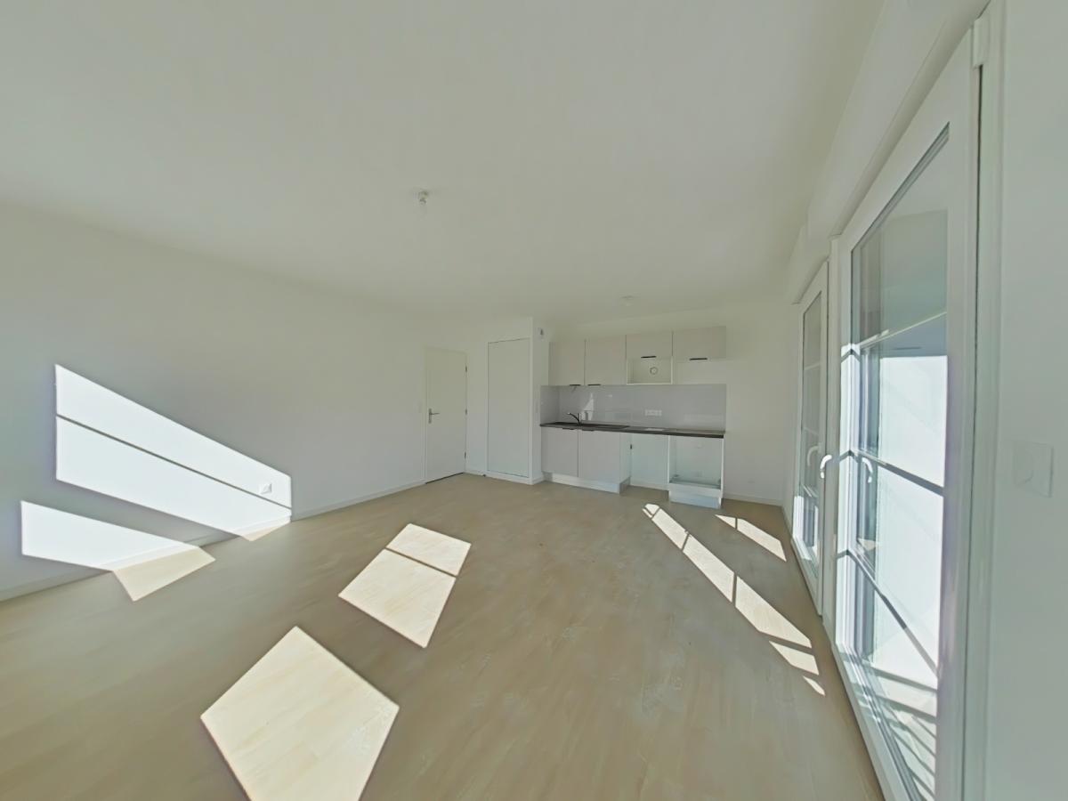 
																																							3 pièces - 
																																						1er étage - 64m² - 877,50 € - Photo #1