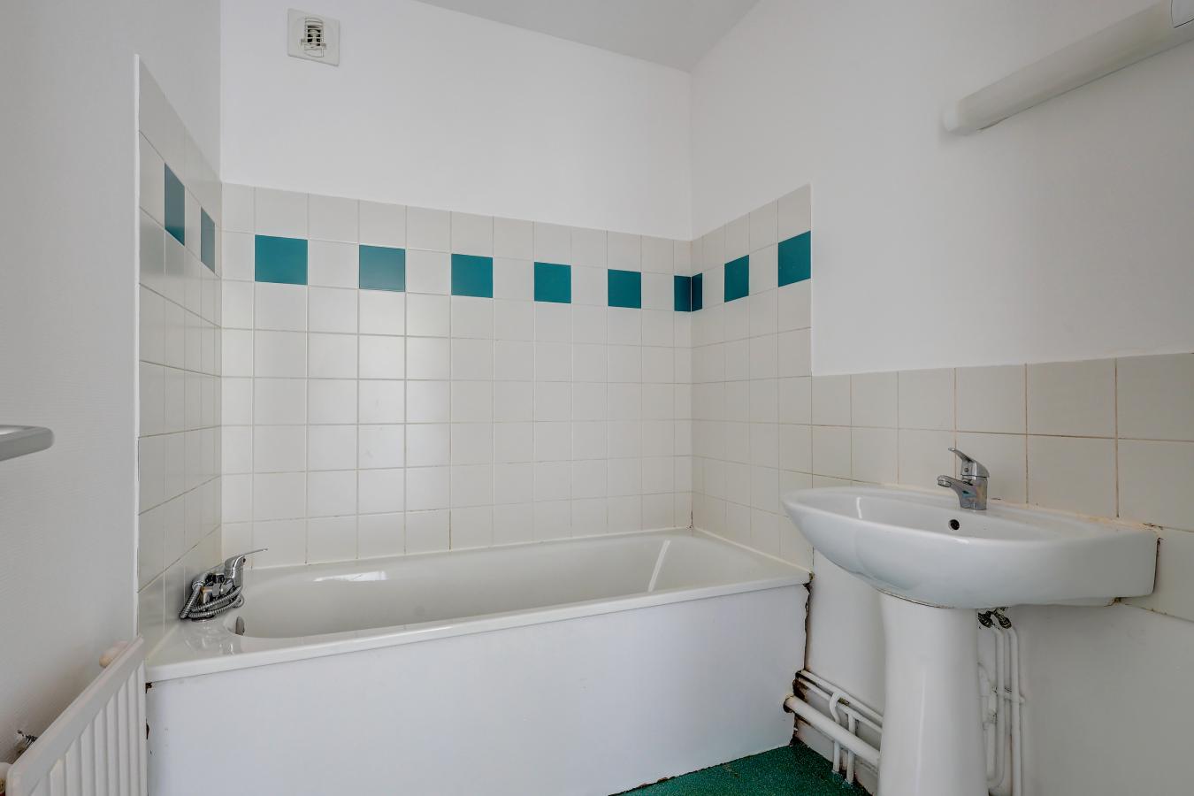 4 pièces - RDC - 76m² - 813,87 € - Photo #2