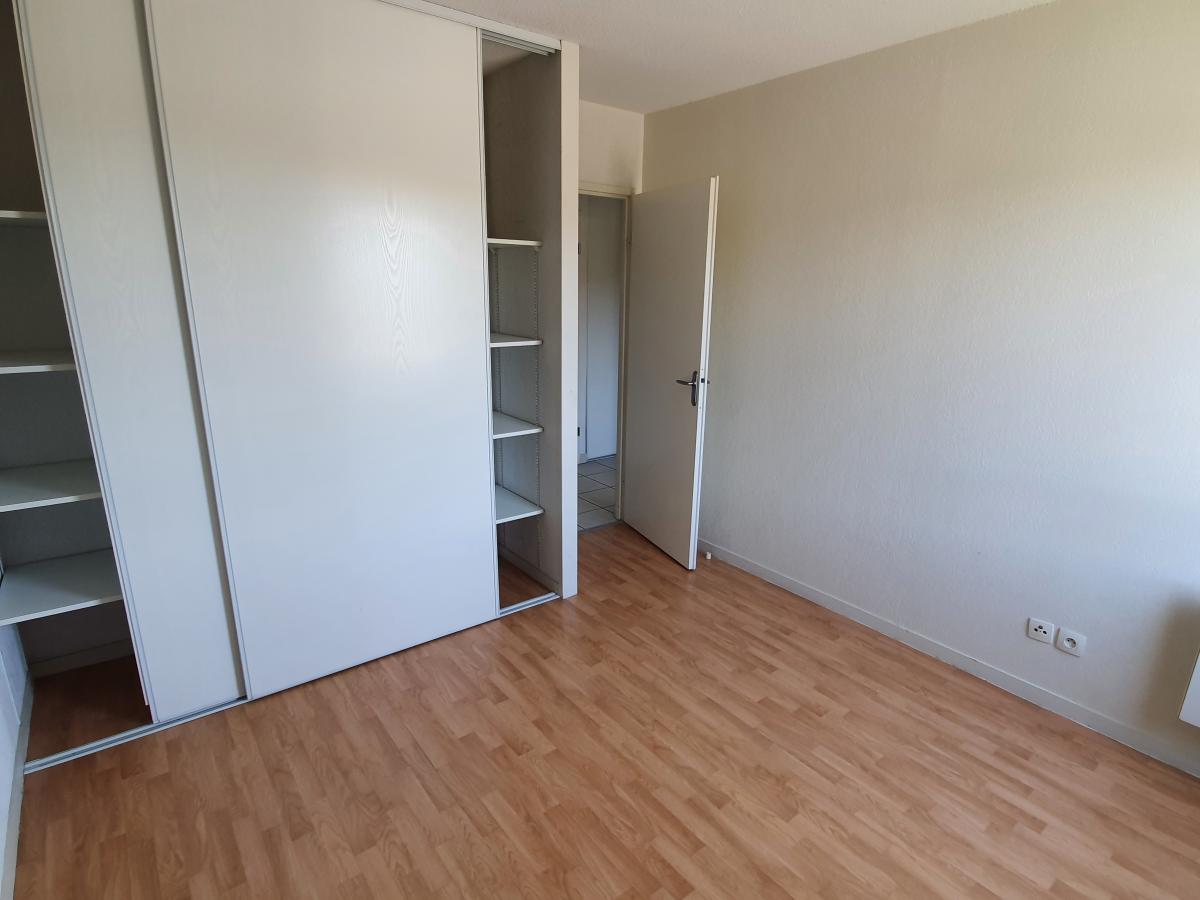 
																			3 pièces - 
																		1er étage - 65m² - 716,33 € - Photo #5